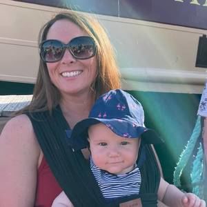 Meet your Posher, Danielle